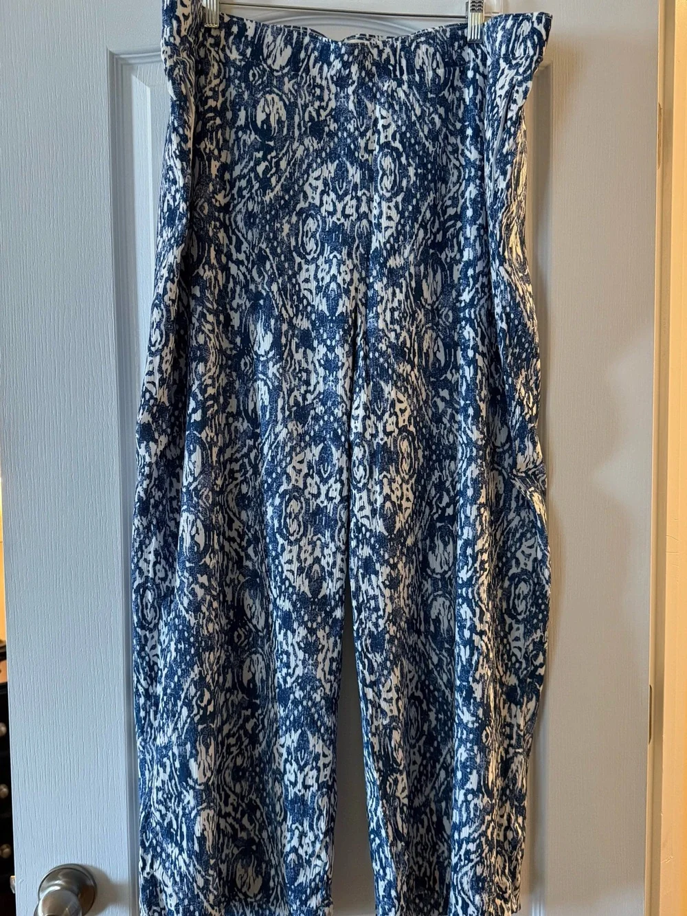 Abercrombie & Fitch Wide-Leg Pants